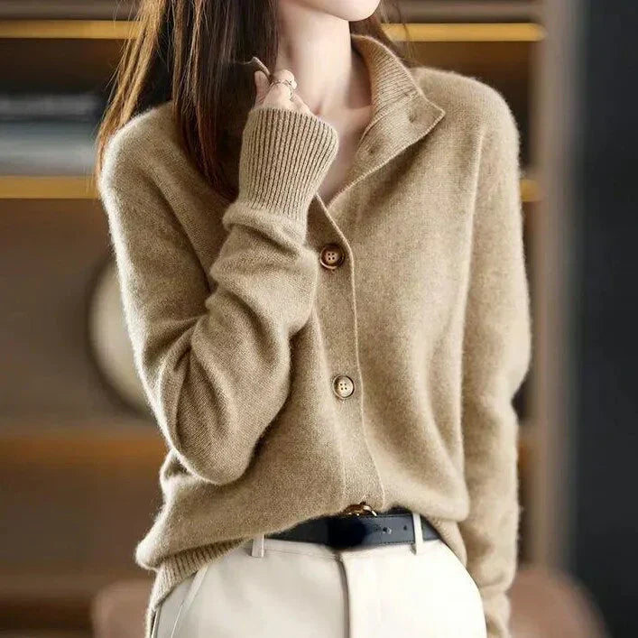 TATIANA | CLASSIC CARDIGAN